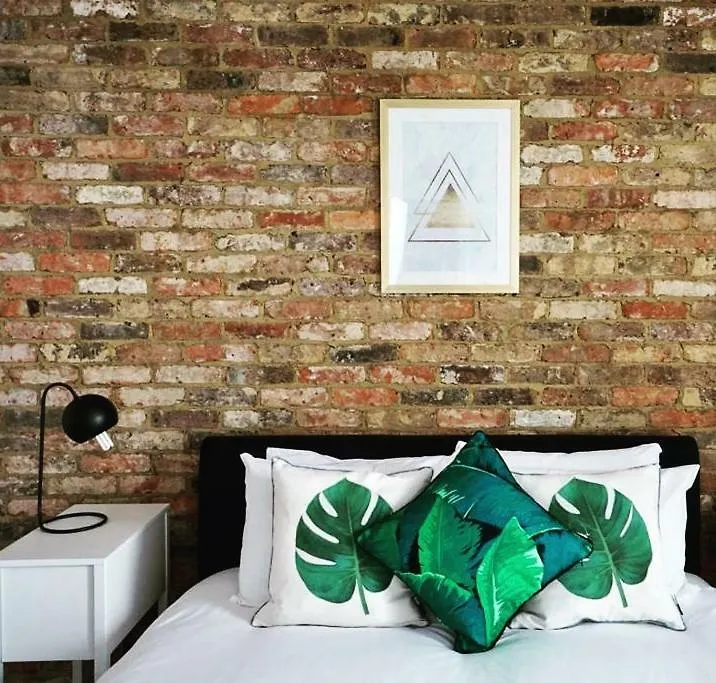 N5 Townhouse, Brighton Sleeps 20 Villa 0*,