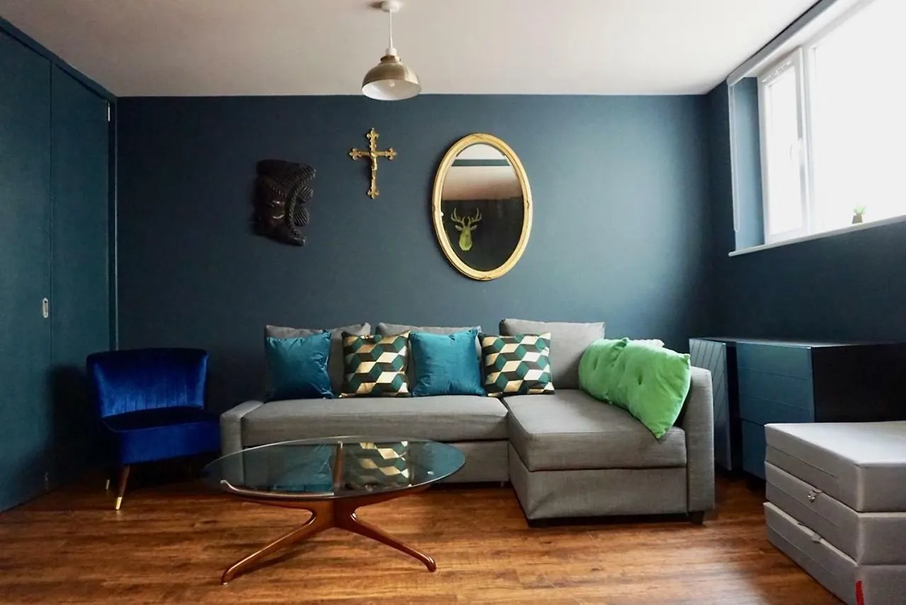 Holiday home N5 Townhouse, Brighton Sleeps 20 Villa