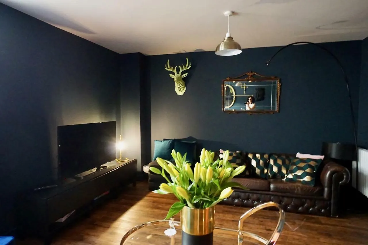 Holiday home N5 Townhouse, Brighton Sleeps 20 Villa